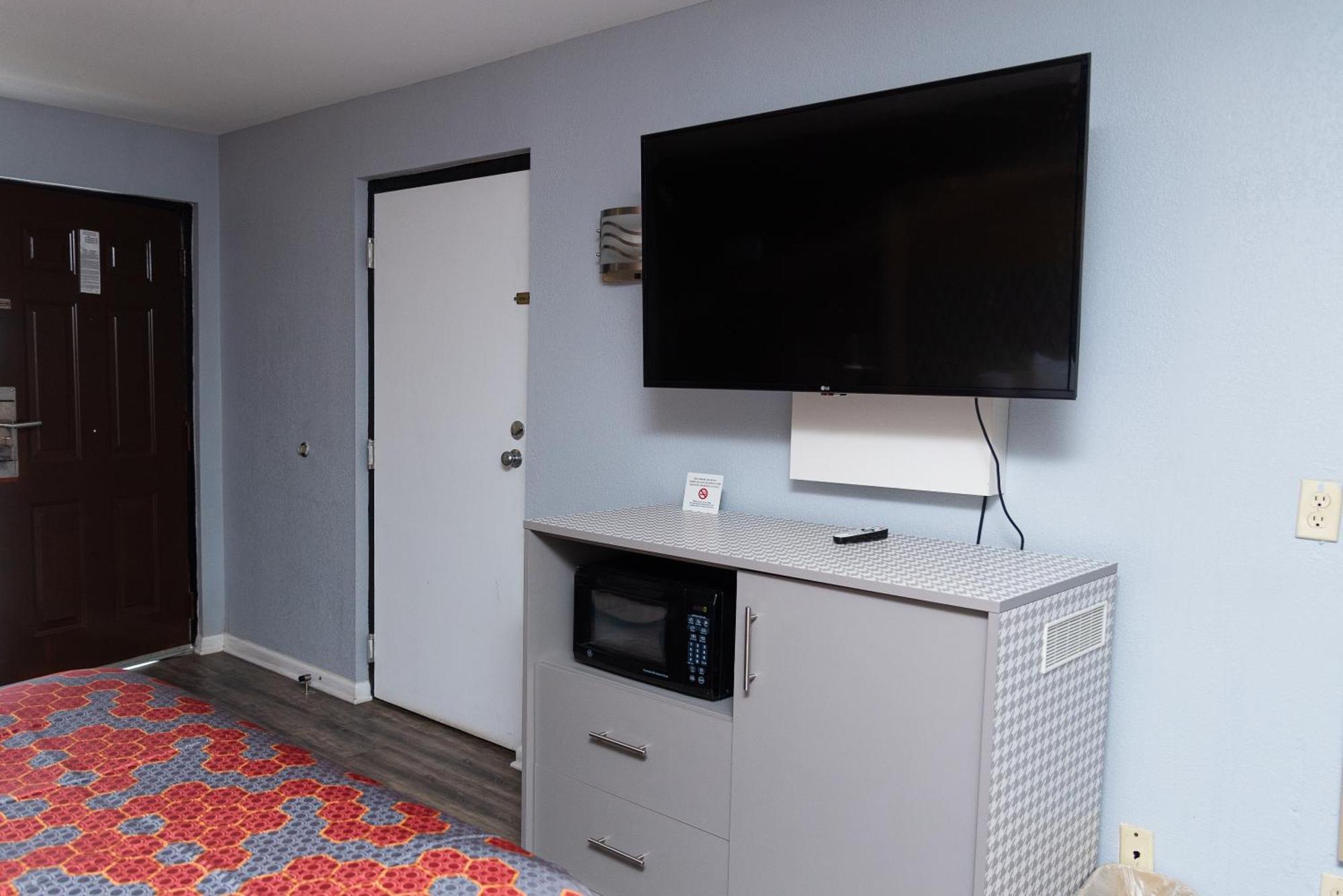 Columbus Inn And Suites Extérieur photo